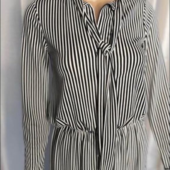 Women’s Ann Taylor Dress size XP’s - Picture 3 of 9